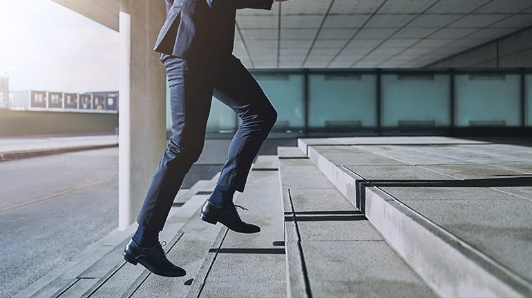 Just a few steps to a better retirement | Tatra banka Just a few steps to a better retirement